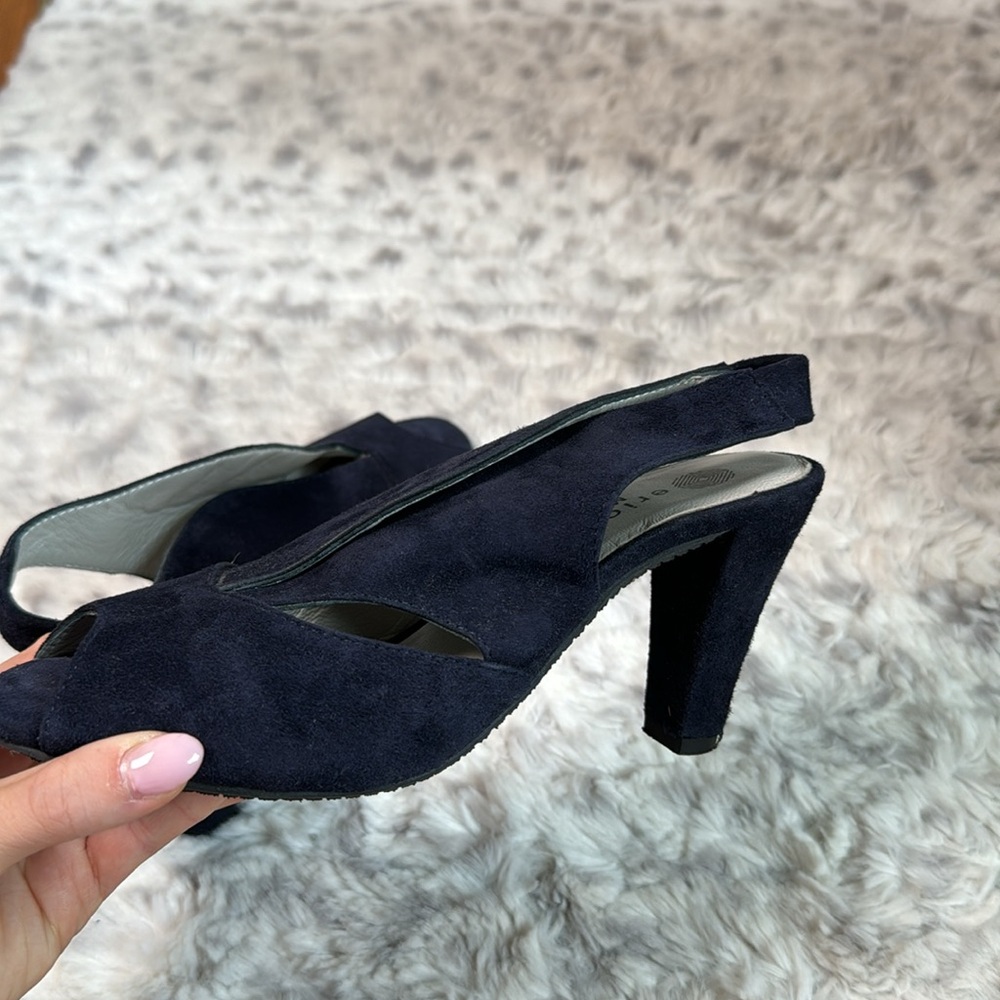 GUC Eric Michael blue suede heels size 6 - Picture 7 of 11